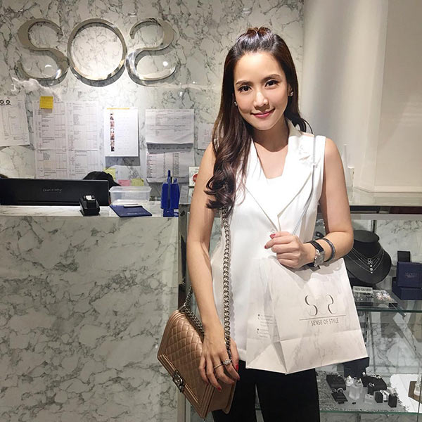 จั๊กจั่น อคัมย์สิริ จั๊กจั่น อคัมย์สิริ