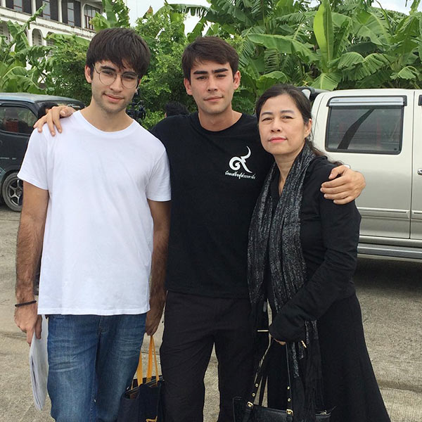 หลุยส์ เฮส์ดาร์ซันื หลุยส์ เฮส์ดาร์ซันื