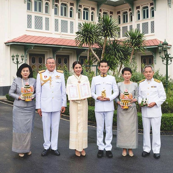 หญิงแม้น จดทะเบียนสมรส หญิงแม้น จดทะเบียนสมรส