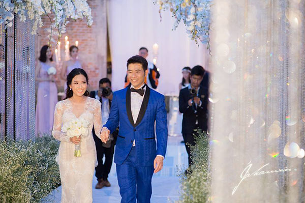 พอลลี่ พรพรรณ แต่งงาน เบนซ์ รัฐพงษ์ พอลลี่ พรพรรณ แต่งงาน เบนซ์ รัฐพงษ์