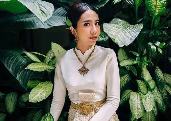 หญิงแม้น แต่งงาน หญิงแม้น แต่งงาน