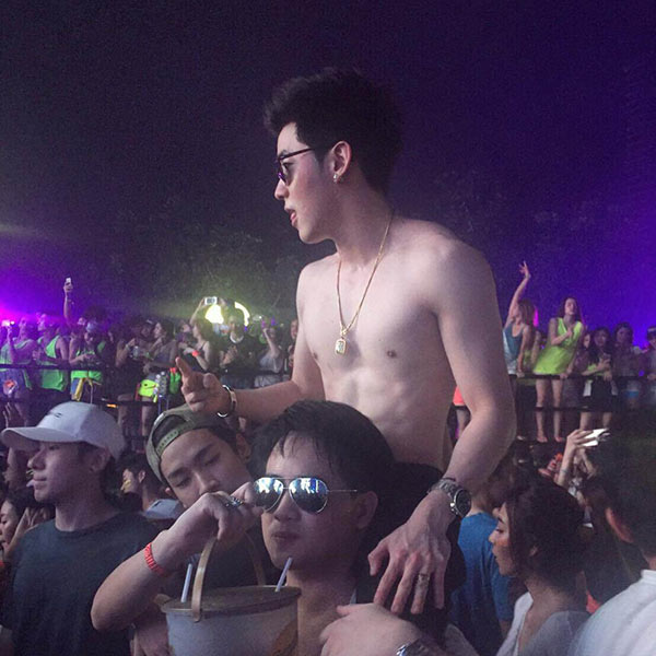 แฟนจูน ธีรตี แฟนจูน ธีรตี