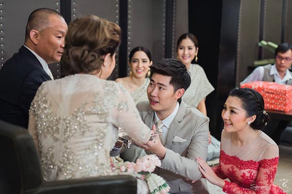 งานแต่ง เอ็ม บุษราคัม งานแต่ง เอ็ม บุษราคัม