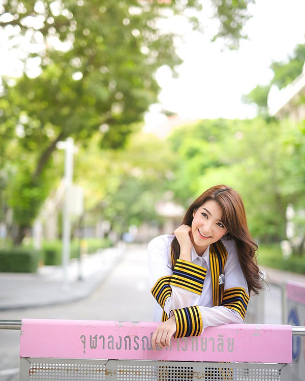 ไหยหยา วรินลดา รับปริญญา ไหยหยา วรินลดา รับปริญญา