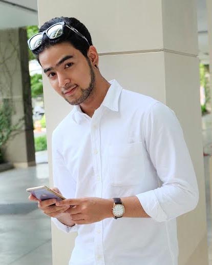 โตส อัครัช โตส อัครัช