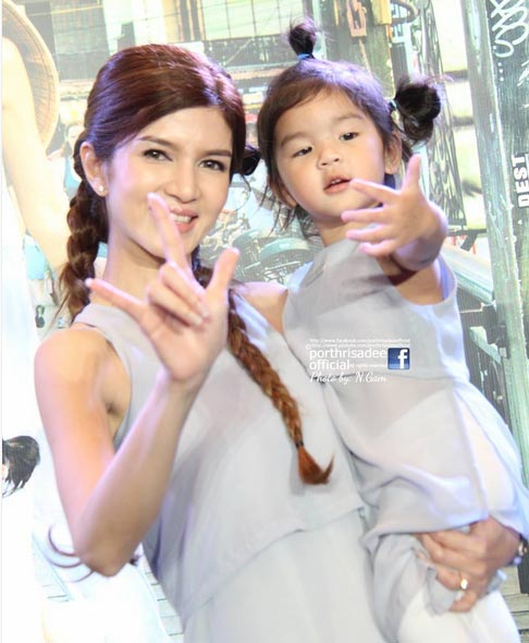 แม่ลูกดารา แม่ลูกดารา