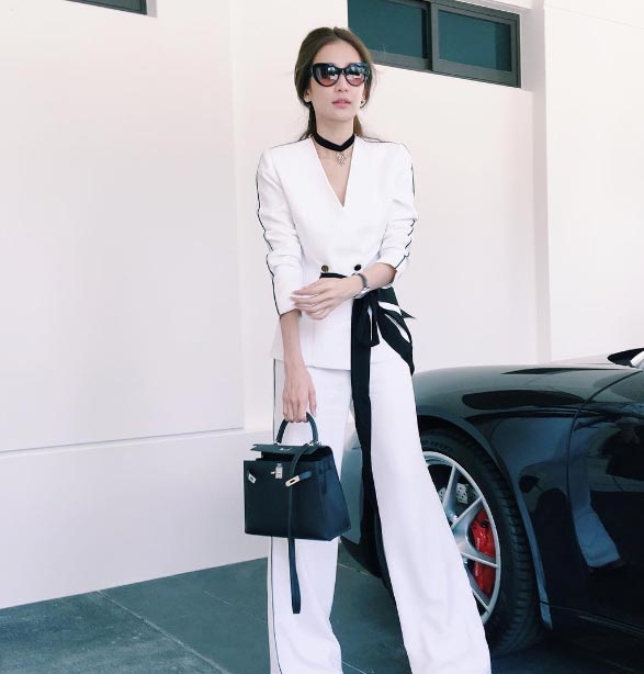 เนย โชติกา เนย โชติกา