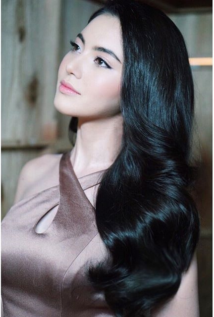 ใหม่ ดาวิกา ใหม่ ดาวิกา