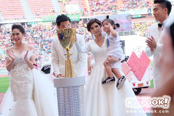 น้องมะลิ โบว์ แวนด้า น้องมะลิ โบว์ แวนด้า