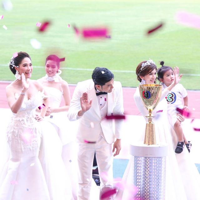 น้องมะลิ โบว์ แวนด้า น้องมะลิ โบว์ แวนด้า