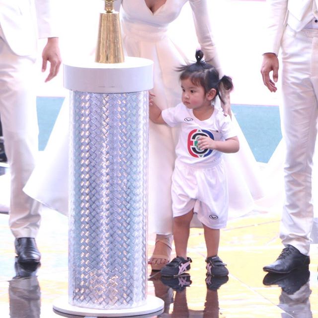 น้องมะลิ โบว์ แวนด้า น้องมะลิ โบว์ แวนด้า