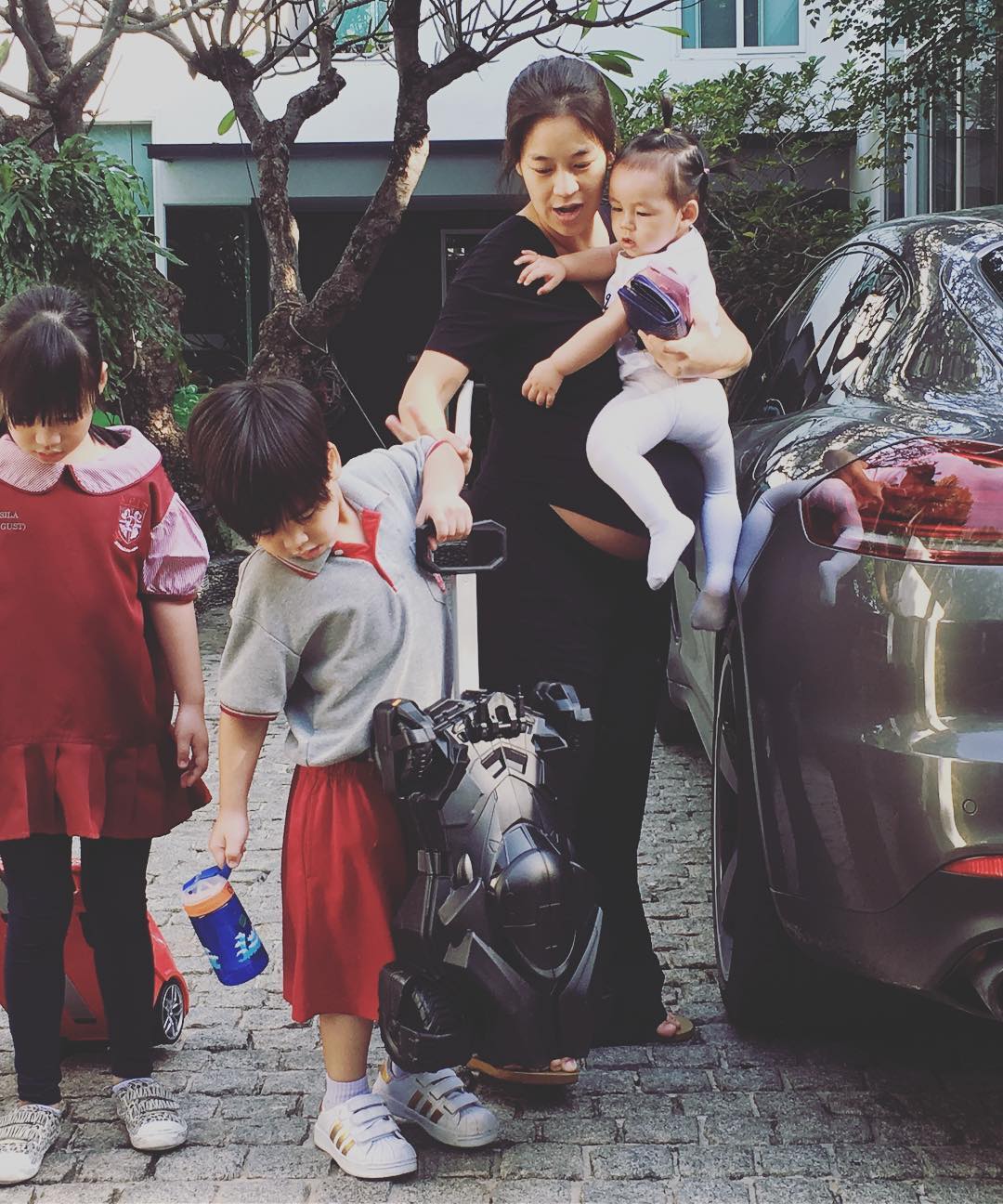 จูน กษมา จูน กษมา