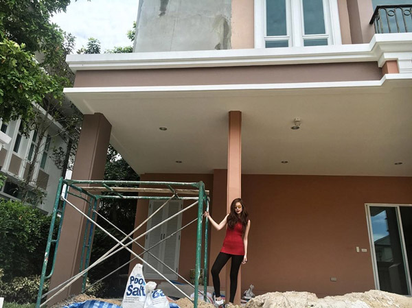 บ้านดาราไทย ขวัญ อุษามณี บ้านดาราไทย ขวัญ อุษามณี