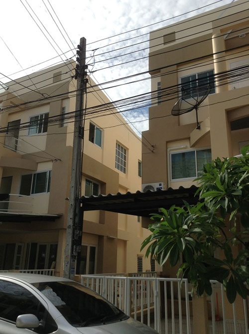 รีโนเวททาวน์เฮ้าส์ รีโนเวททาวน์เฮ้าส์