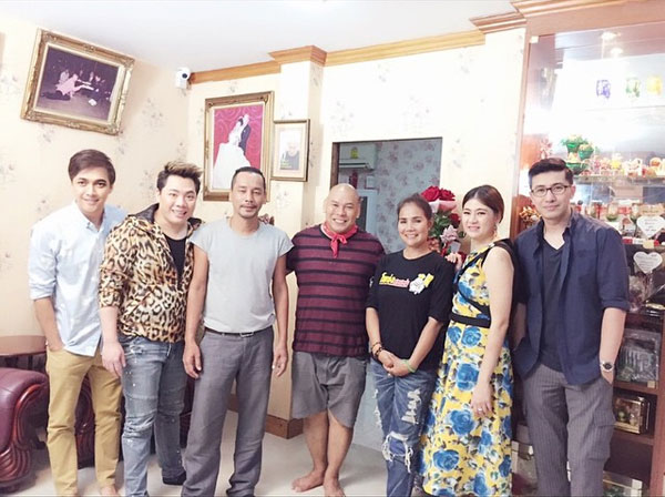 บ้านดาราตลก บ้านดาราตลก