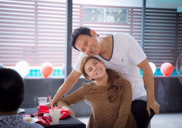 บ้านดาราตลก บ้านดาราตลก
