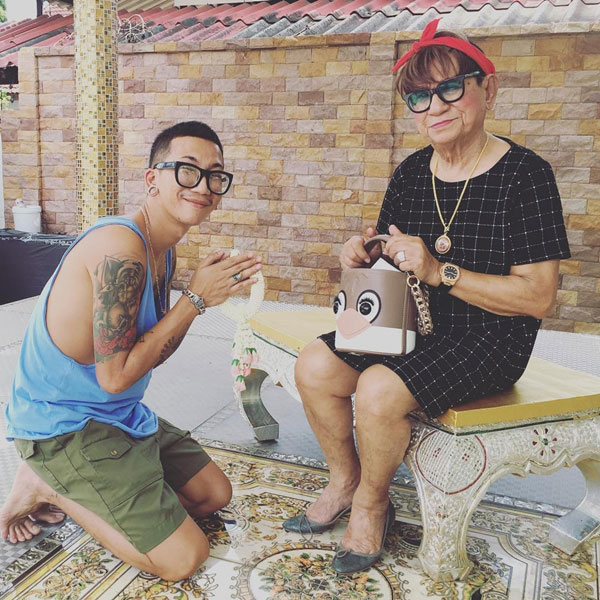 บ้านดาราตลก บ้านดาราตลก