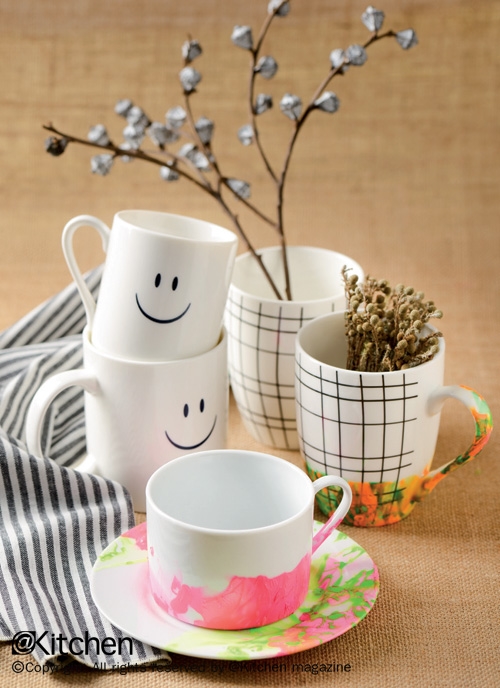 DIY ถ้วยเซรามิกมาเบิลสไตล์ เปลี่ยนลายทันใจแค่จุ่มแล้วยก DIY ถ้วยเซรามิกมาเบิลสไตล์ เปลี่ยนลายทันใจแค่จุ่มแล้วยก