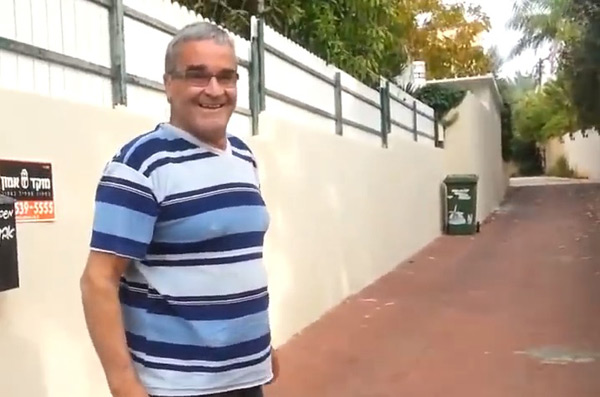 หัวแมวติดกระป๋อง หัวแมวติดกระป๋อง