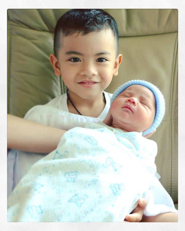 น้องอดัม น้องอดัม