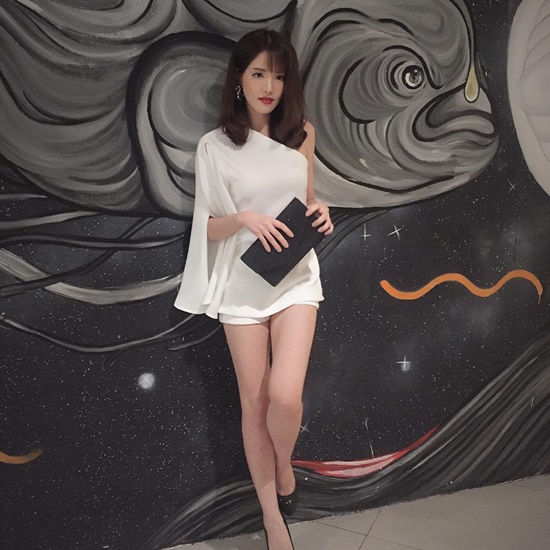 แกรนด์ เดอะสตาร์ แกรนด์ เดอะสตาร์