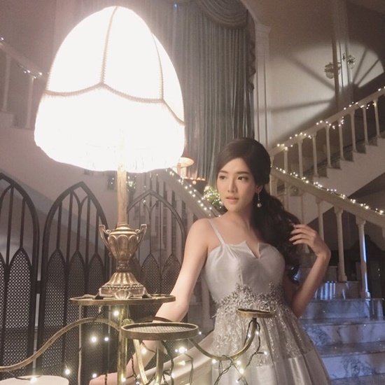 แกรนด์ เดอะสตาร์ แกรนด์ เดอะสตาร์