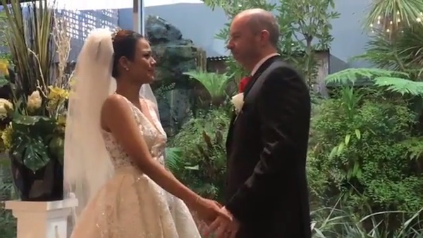 ลูกแก้ว พี่สาว ขวัญ อุษามณี ลูกแก้ว พี่สาว ขวัญ อุษามณี