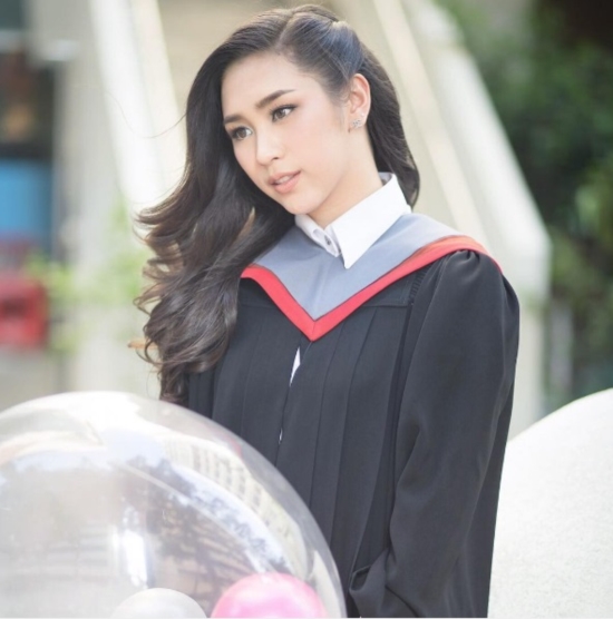 ดารารับปริญญามหาวิทยาลัยศรีนครินทรวิโรฒ ดารารับปริญญามหาวิทยาลัยศรีนครินทรวิโรฒ