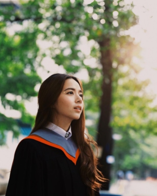 ดารารับปริญญามหาวิทยาลัยศรีนครินทรวิโรฒ ดารารับปริญญามหาวิทยาลัยศรีนครินทรวิโรฒ