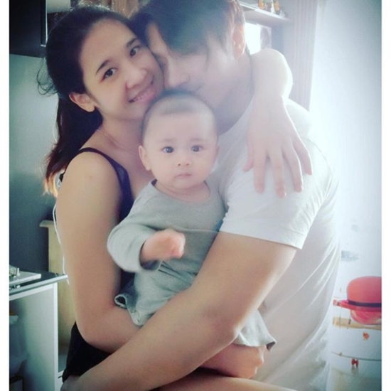 เอ พศิน ครอบครัว เอ พศิน ครอบครัว