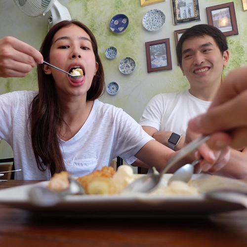 ภูผา เตชะณรงค์ มิ้นต์ ชาลิดา ภูผา เตชะณรงค์ มิ้นต์ ชาลิดา