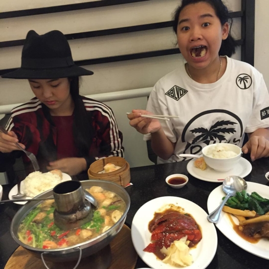 พ้อยท์ บนณภ พ้อยท์ บนณภ