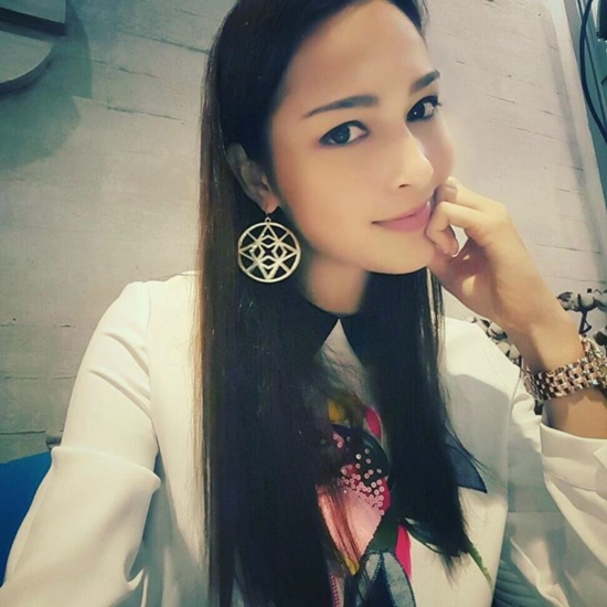 แคท เซฟฟานี่ อาวะนิค แคท เซฟฟานี่ อาวะนิค