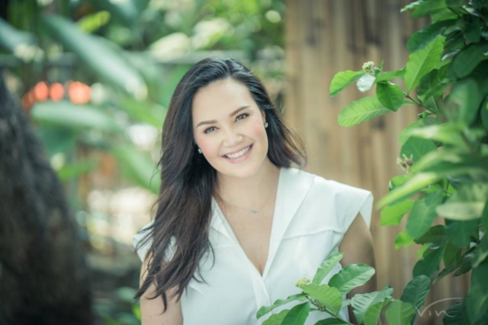 น้องเร ทาทา ยัง น้องเร ทาทา ยัง
