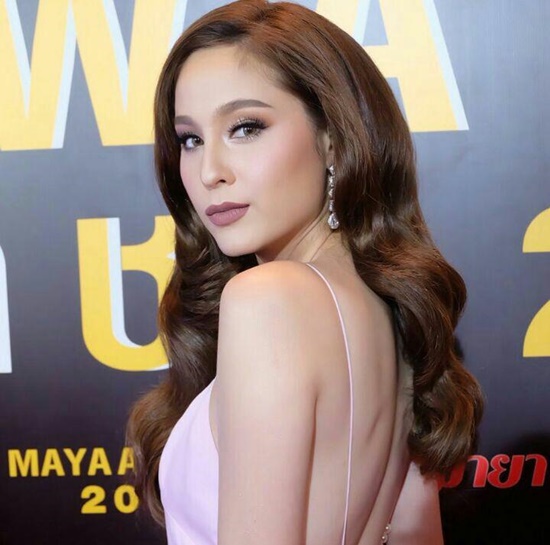 ขวัญ อุษามณี ขวัญ อุษามณี