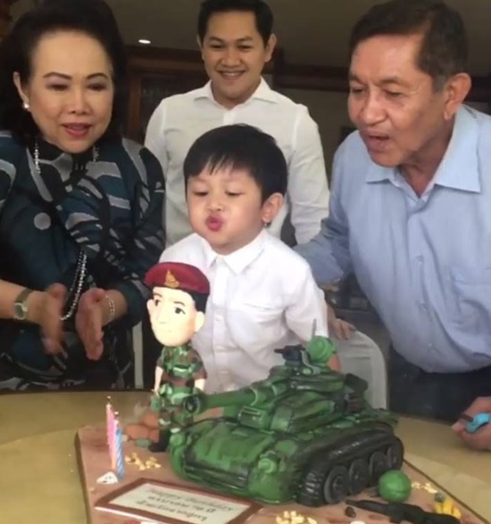 น้องโปรด น้องโปรด