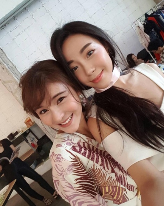 สตรอเบอรี่ชีสเค้ก สตรอเบอรี่ชีสเค้ก