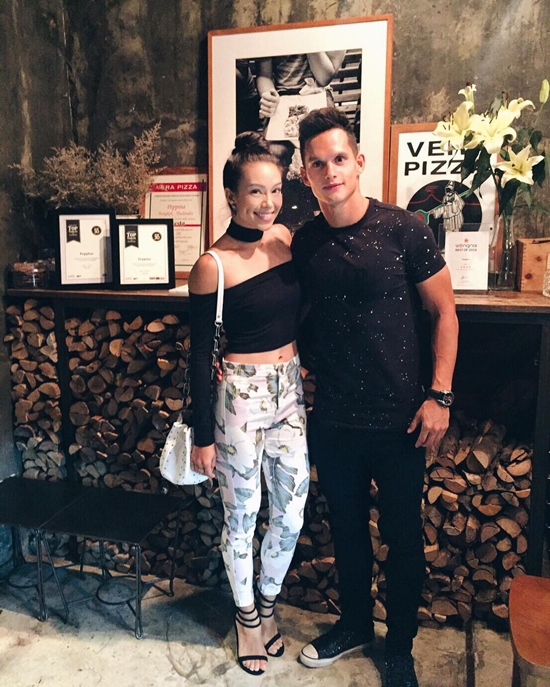 เทย่า โรเจอร์ส มิก้า ชูนวลศรี เทย่า โรเจอร์ส มิก้า ชูนวลศรี