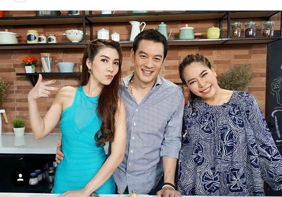 ชาคริต วุ้นเส้น ชาคริต วุ้นเส้น