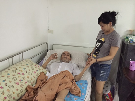 โรสแมรี่ คาฮันดิง โรสแมรี่ คาฮันดิง