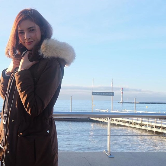 อุ้ม ลักขณา อุ้ม ลักขณา