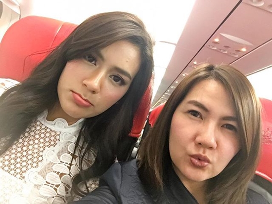 คิมเบอร์ลี่ นุ่ม ผู้จัดการส่วนตัว คิมเบอร์ลี่ นุ่ม ผู้จัดการส่วนตัว