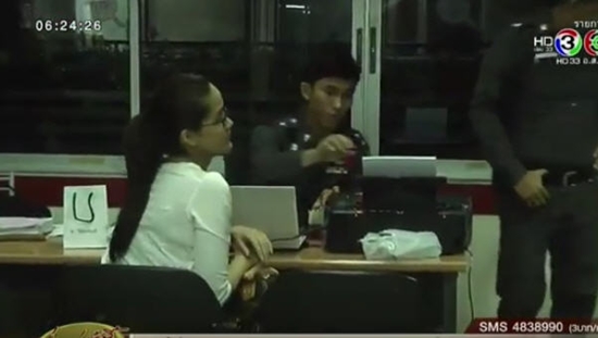 นุ่น สินิทธา เพื่อนบ้าน นุ่น สินิทธา เพื่อนบ้าน