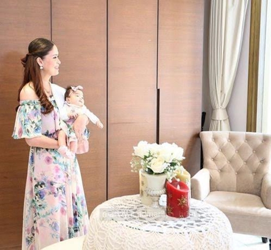 เมย์ มาริษา ฮอร์น เมย์ มาริษา ฮอร์น