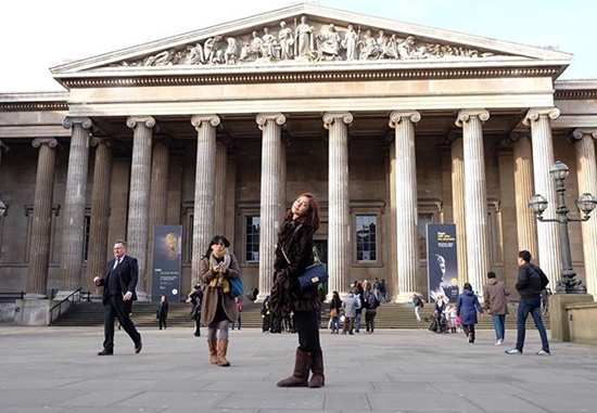 อุ้ม ลักขณา อุ้ม ลักขณา