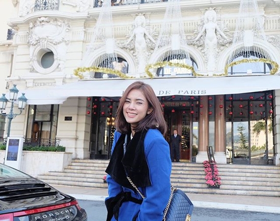 อุ้ม ลักขณา อุ้ม ลักขณา