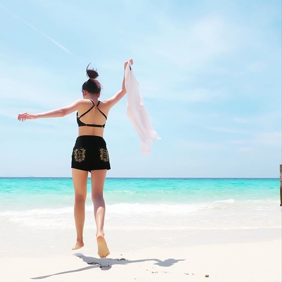 ฝน ศนันธฉัตร ฝน ศนันธฉัตร