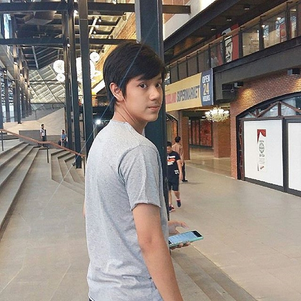 นนน กรภัทร์ นนน กรภัทร์