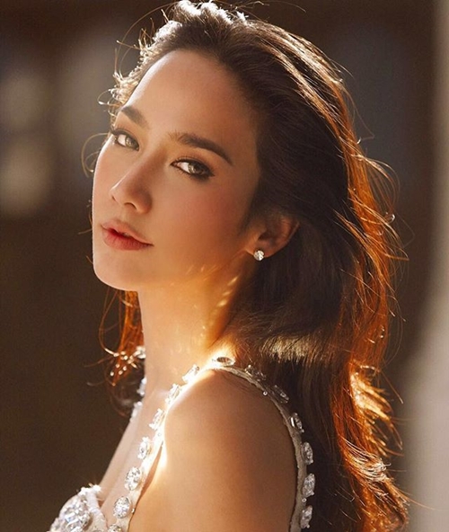 5 ทำเนียบนางเอกคนดัง 5 ทำเนียบนางเอกคนดัง