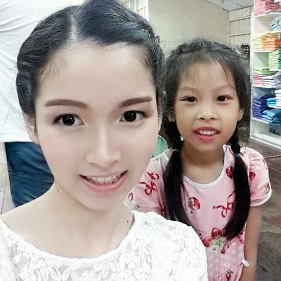 น้องวอลนัท กะเทยสวย น้องวอลนัท กะเทยสวย